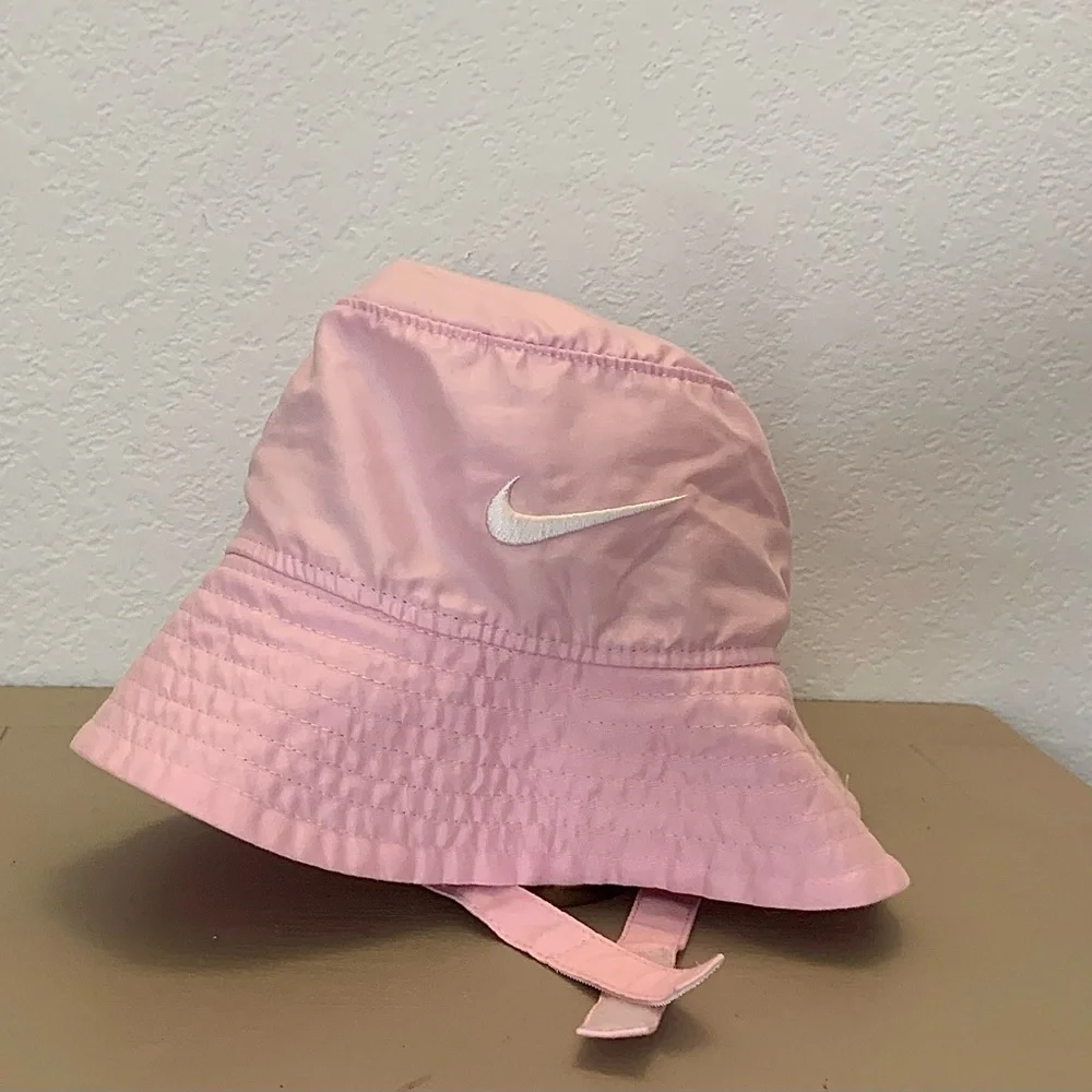 Nike Toddler Girls' Bucket Hat 🎀